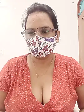 Payal-bhabhi07 élő XXX-chatje