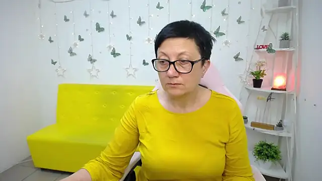 EmilyL0veのライブXXXチャット