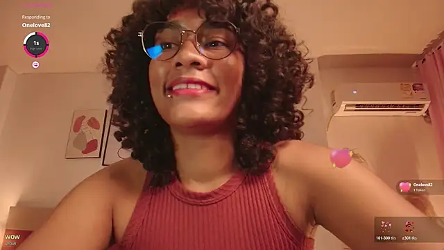 Meganlux1 现场XXX聊天
