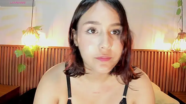 AmelieCooper's Live XXX Chat