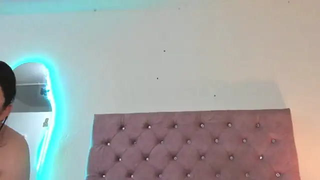 Chatroom XXX en direct de laurenlaine
