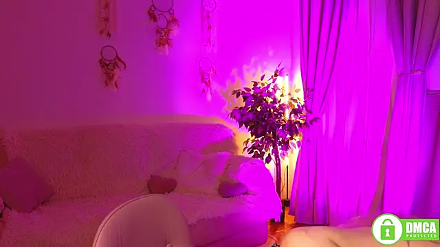 Chat XXX ao vivo de Rochelle_kitty