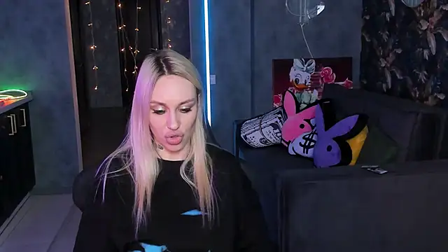 Živý XXX chat Blckmirrorr