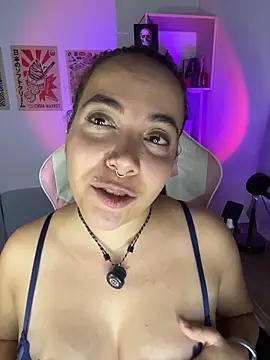 Emma_Wish élő XXX-chatje