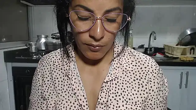 Chat XXX en directo de kateleyagrey