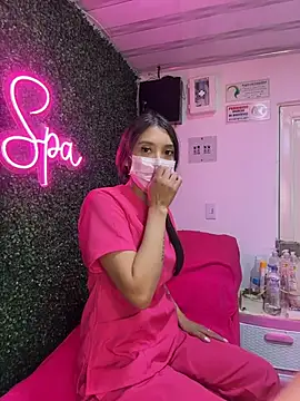 Pokazy przed kamerką – Sara_fun