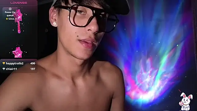 Chris_pz live XXX chat