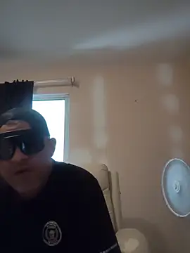 Pertunjukan Kamera Web 42latinoman