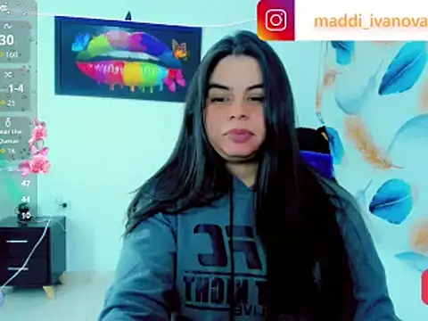 Show de Maddi_ivanova2026 na webcam