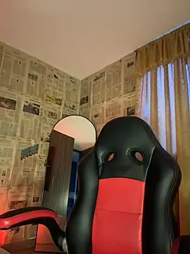 Chat +18 de i_am_nina_ ao vivo
