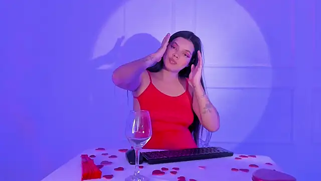 ViolettaRousee_'s Live XXX Chat