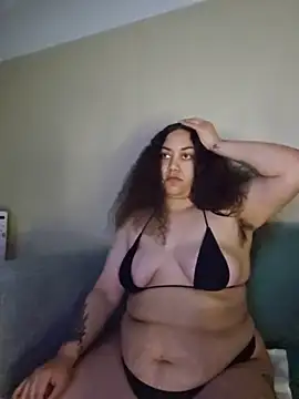 Chat XXX en directo de honeeyyy_pot
