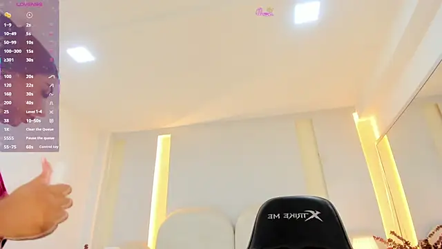 SalomeeBell Adlı Modelin Canlı XXX Sohbeti