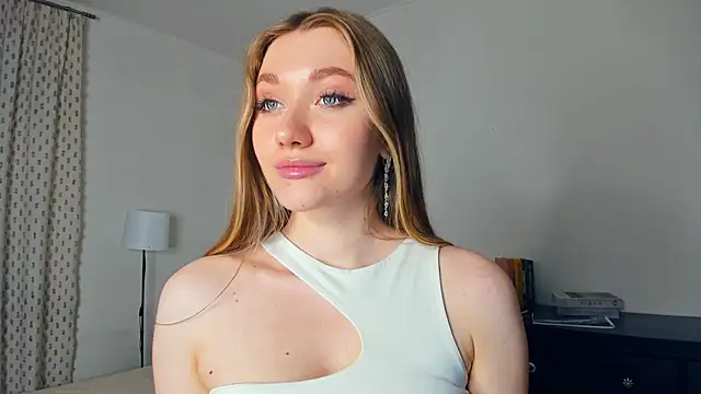 ThanhBuerger Adlı Modelin Canlı XXX Sohbeti