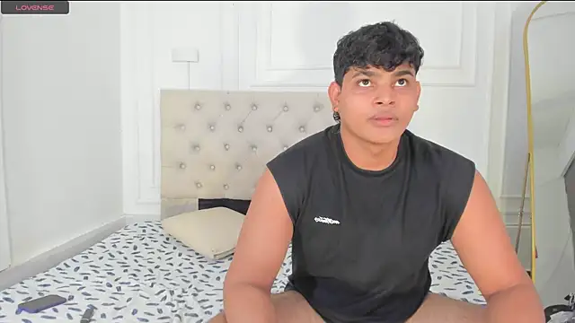 nicolvibes_212 Webcam-Show