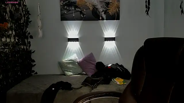 coby_cum Show in webcam