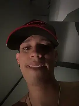 Chat XXX ao vivo de HarryGaze