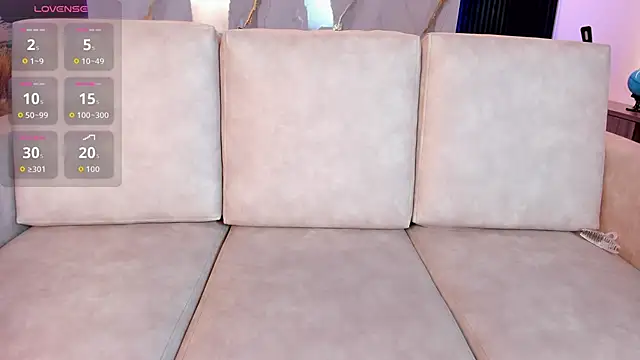arianarousee Chat XXX live