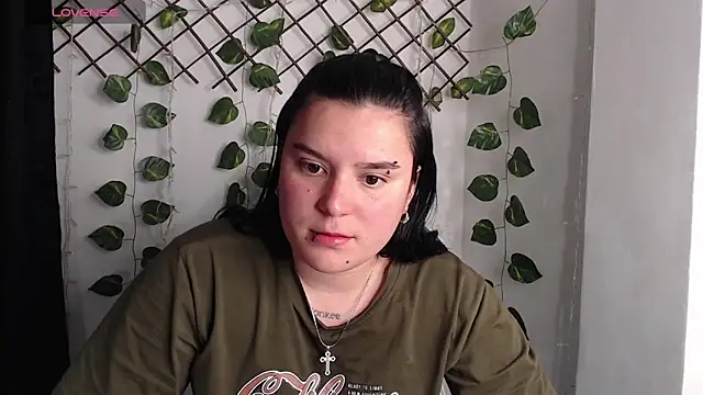 Nika_1_'s Live XXX Chat