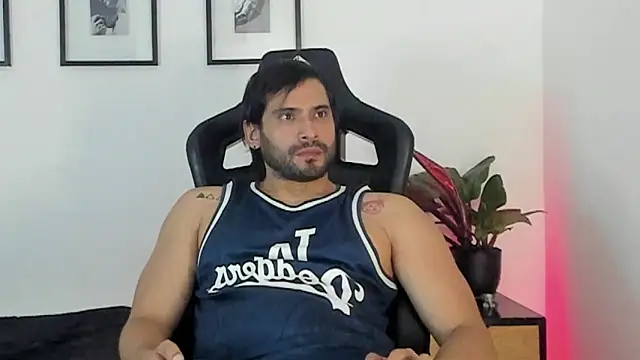 Dereck_vega – Live XXX-chat