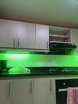 دردشة Lander_Cruz الجنسية المباشرة