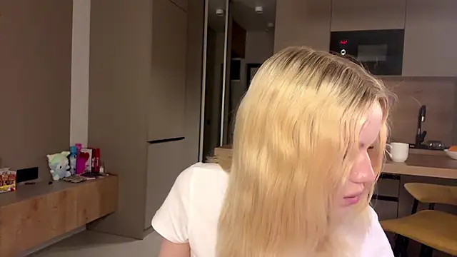 moonavelle's Live XXX Chat