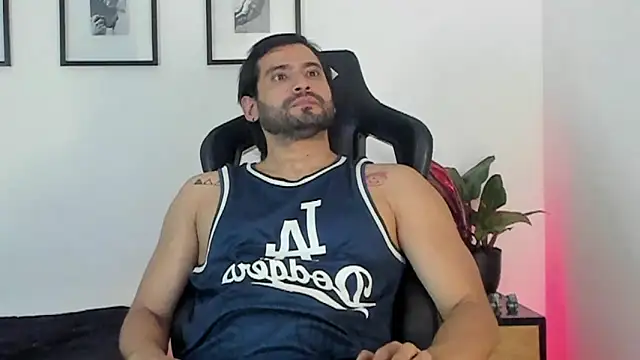 Dereck_vega Live XXX Chat