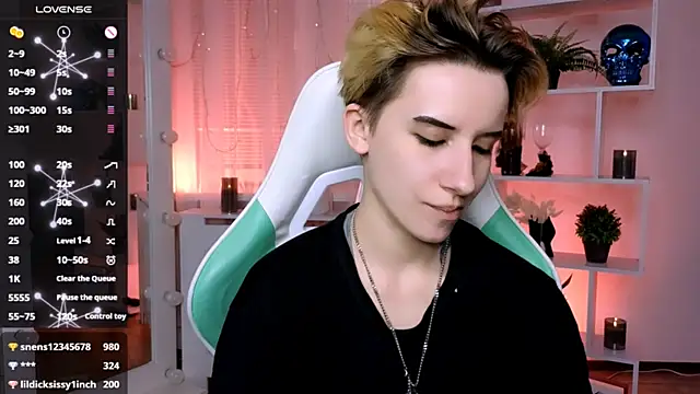 _Rein_ramm élő XXX-chatje