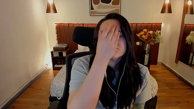 Chat +18 de KatherineBond ao vivo