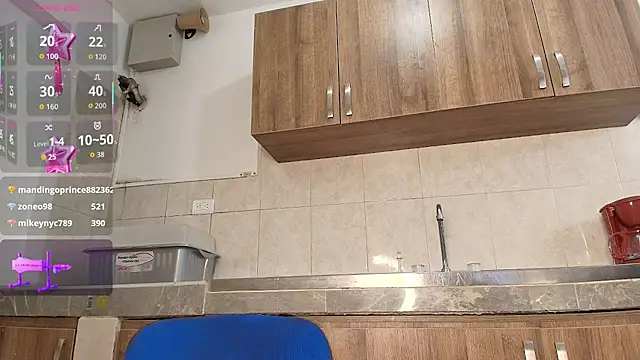 دردشة kayna_gomez الجنسية المباشرة