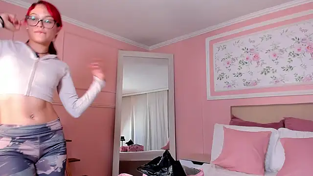 Chat +18 de mae_lyra ao vivo