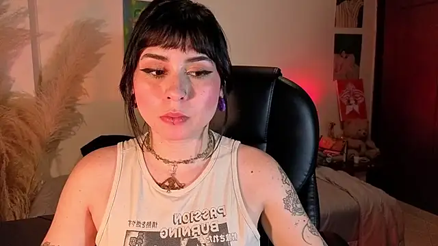 GaiaJonness Chat XXX live