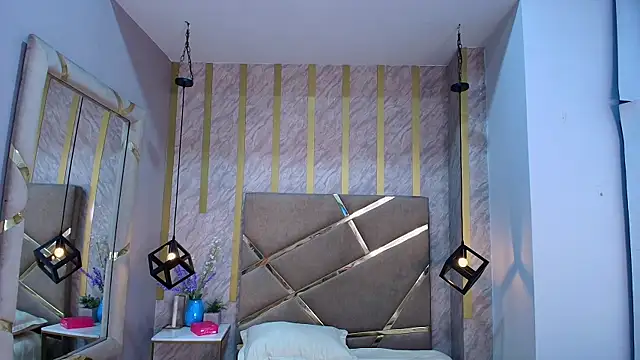 frreeya – Naživo XXX chat