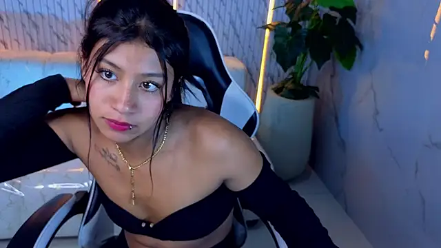 Chat XXX en directo de Canela_savage_tx