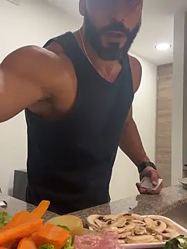 romeolovedark's Live XXX Chat