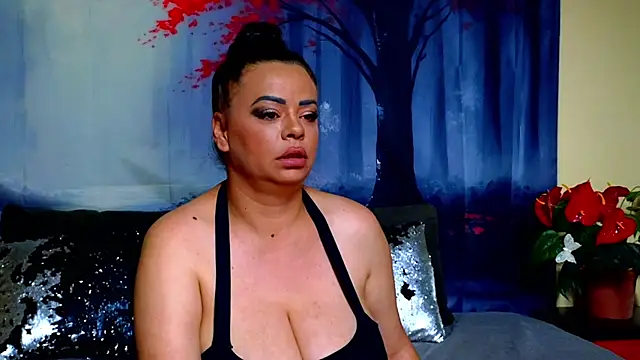 ElizabethEven Adlı Modelin Canlı XXX Sohbeti