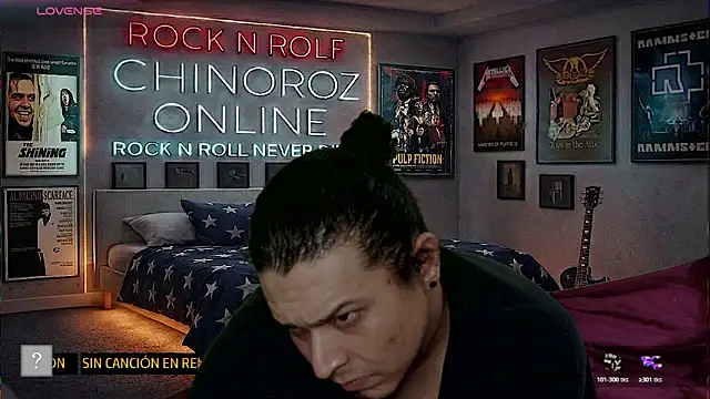 Show modela chino_roz na web-kameri