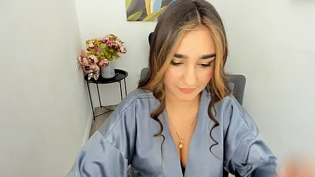 GoldenHeart_1's Live XXX Chat