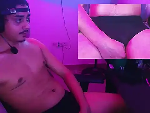 Show modela Diego-Gil na web-kameri