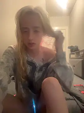 SeccySerena's Live XXX Chat