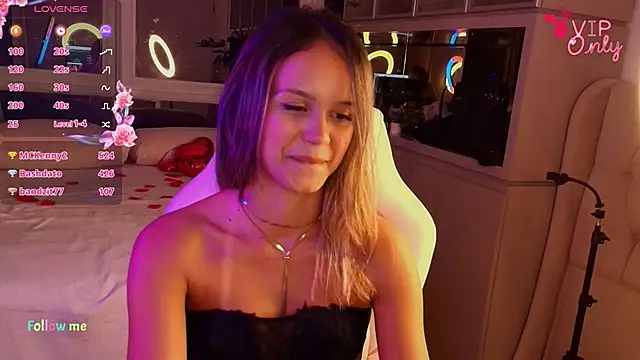 Stacy_Tyler élő XXX-chatje