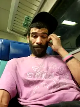 GuyInNY live XXX chat