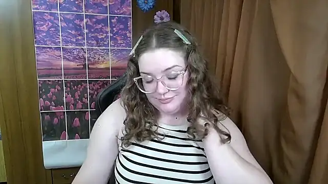 Chat +18 de Teasing_Dora ao vivo