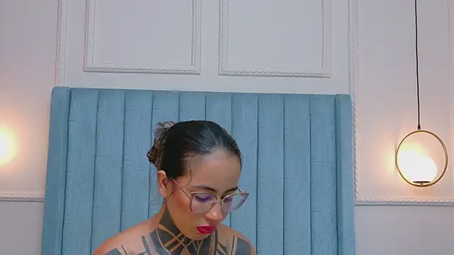Živý XXX chat NicoleBlum