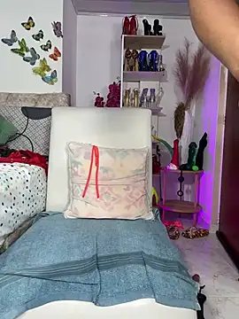 alexa_fiore01's Live XXX Chat