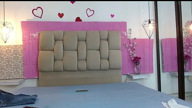 Damary_Leon Show in webcam