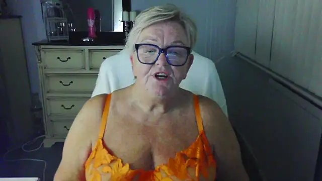 BridgetBlueEyes 网络视讯表演