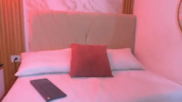 Chat +18 de j_belle_ ao vivo