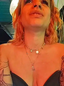 XXX chat uživo modela Cataleya_16