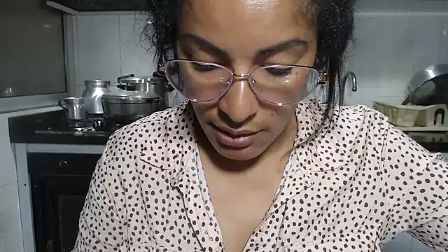 kateleyagrey Chat XXX live
